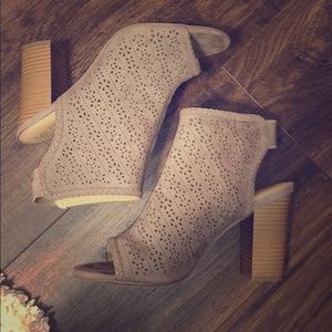 Lauren Conrad Classy Heels